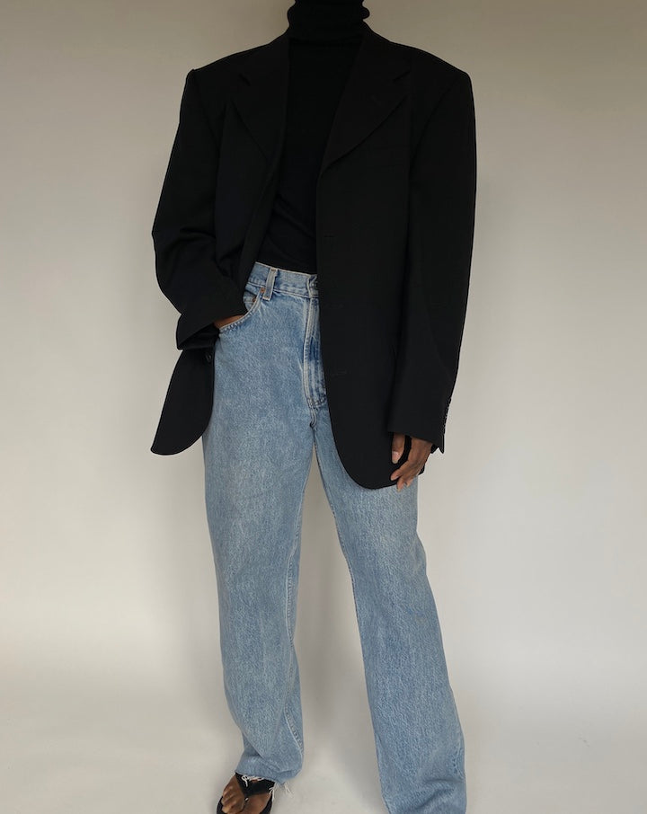 VINTAGE OVERSIZED BLACK BLAZER 1731
