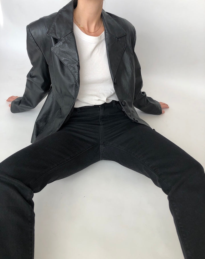 VINTAGE BLACK LEATHER JACKET 202