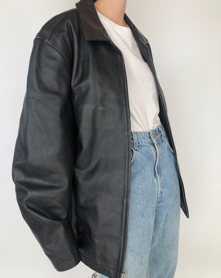 VINTAGE OVERSIZED BLACK LEATHER JACKET 206