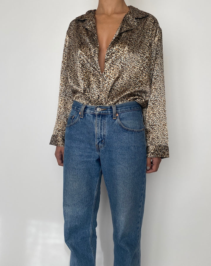 VINTAGE ANIMAL PRINTED BUTTON DOWN BLOUSE 2470