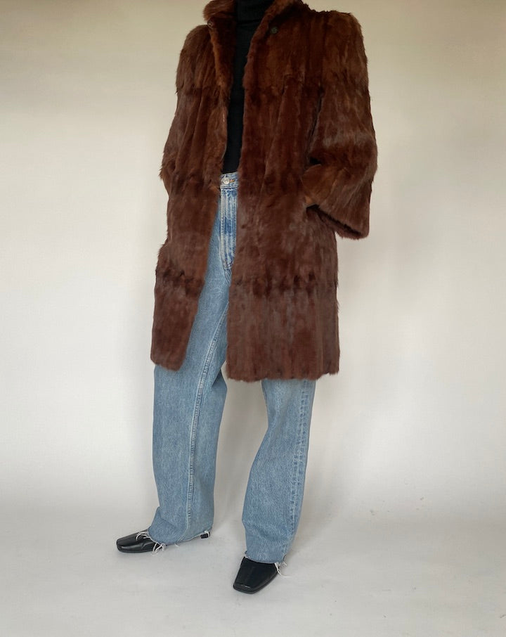 VINTAGE BROWN FUR COAT 4383