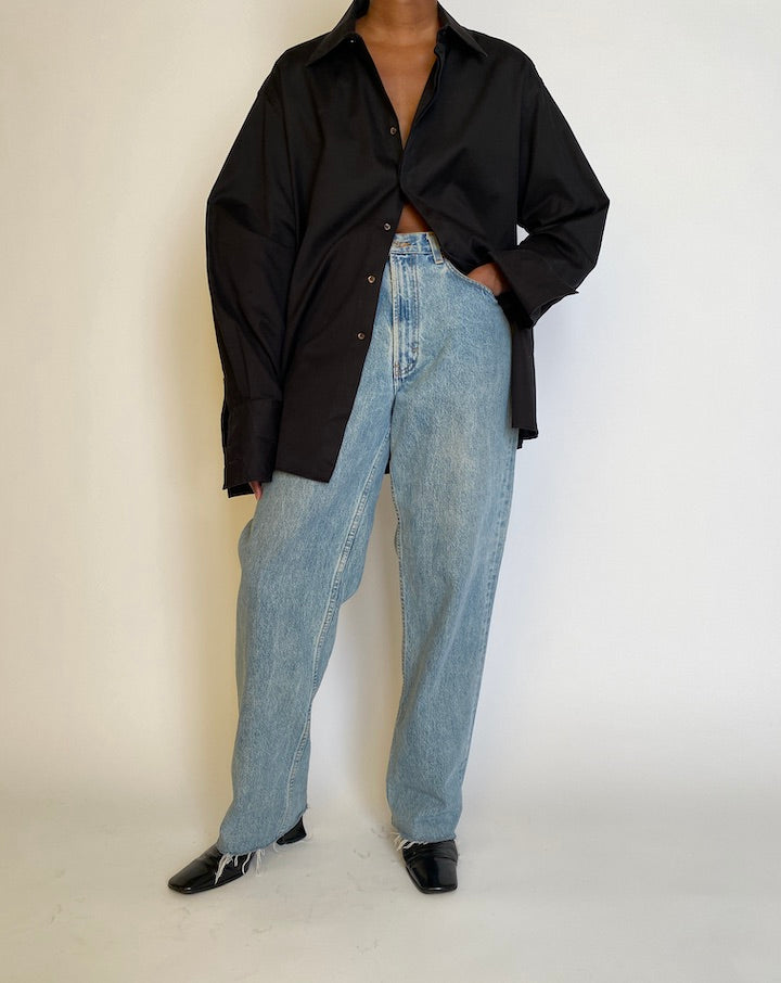 VINTAGE OVERSIZED BLACK HUGO BOSS SHIRT 4471