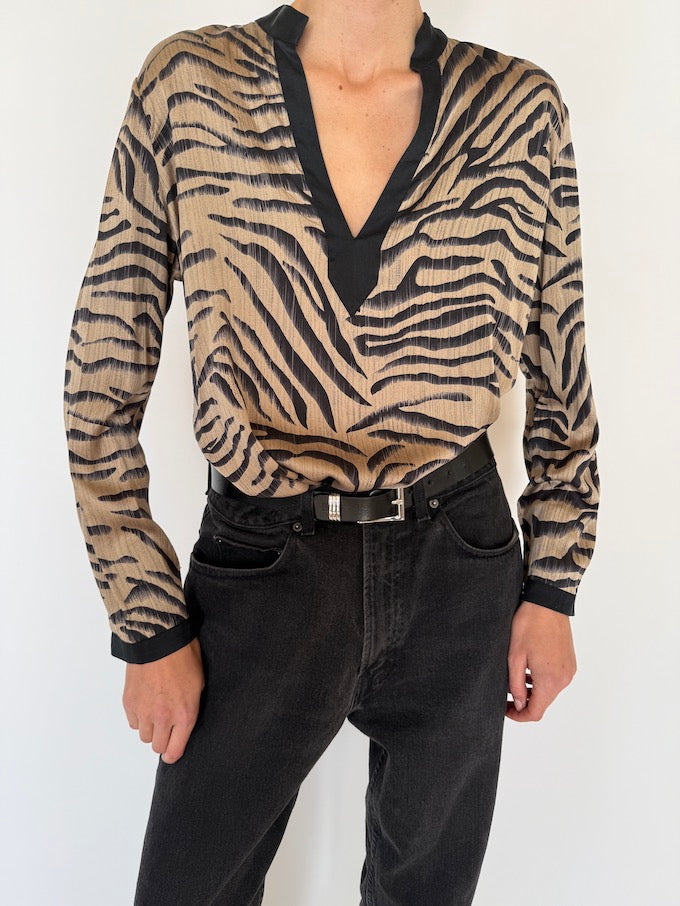 Animal printed blouse, vintage blouse, svc, shopvintagecollection