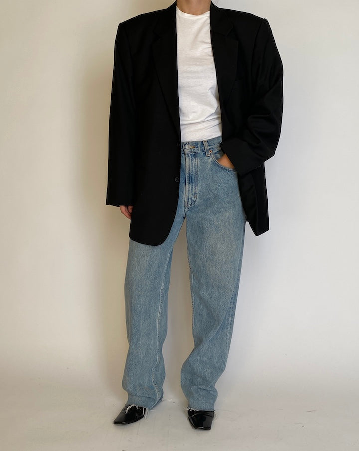 VINTAGE OVERSIZED BLACK BLAZER 4581