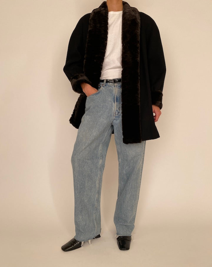 Vintage Black Wool Coat With Faux Fur Collar 4664