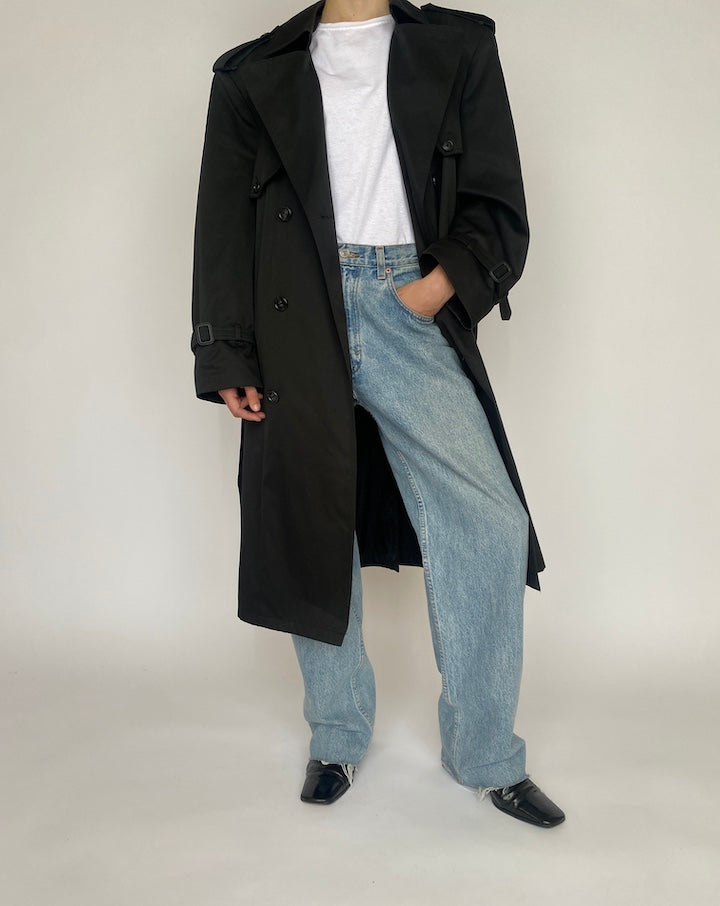 VINTAGE BLACK TRENCH COAT 4711
