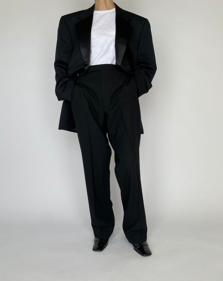 VINTAGE BLACK OVERSIZED SUIT 4838