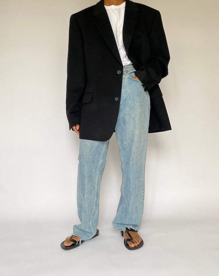 VINTAGE OVERSIZED BLACK BLAZER 5041