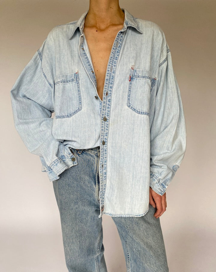 Vintage Oversized Denim Levis Shirt 5316