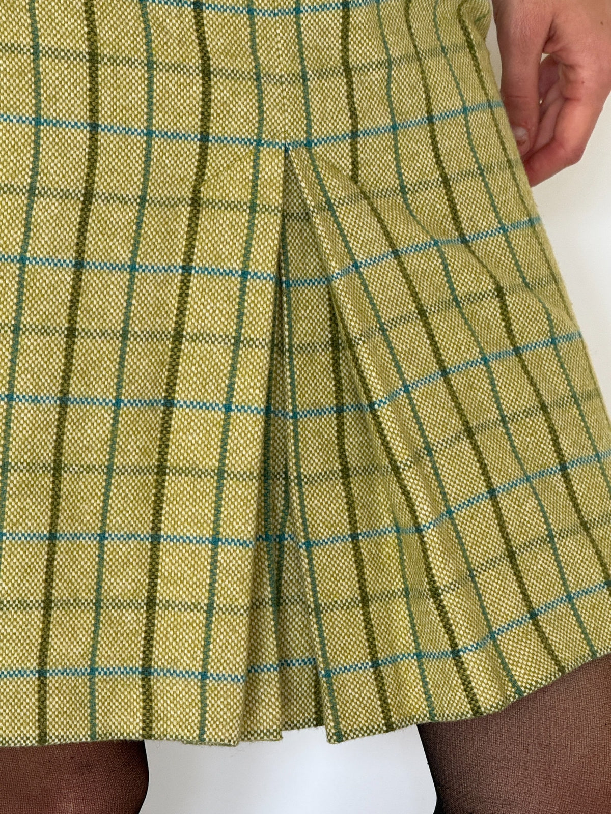 Vintage green plaid pleated skirt