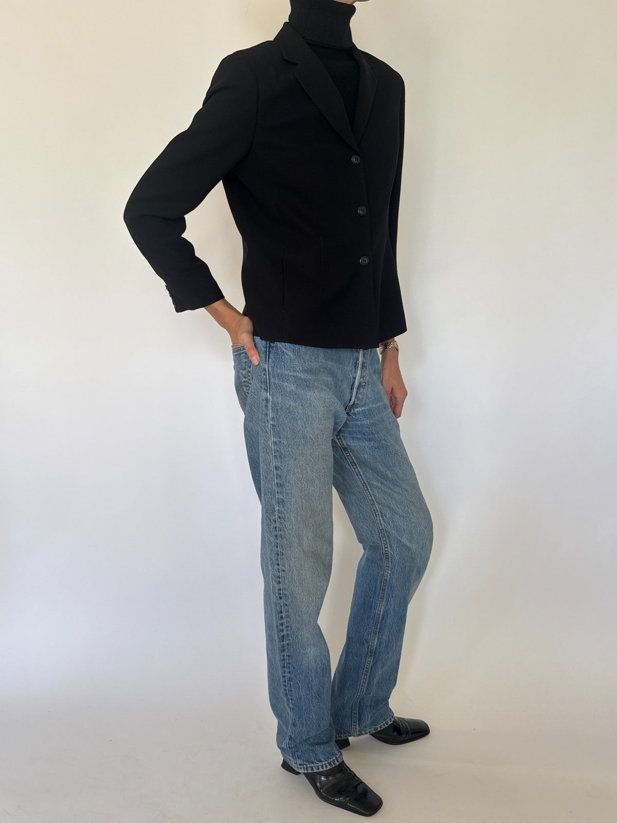 Classic black fitted blazer 5061