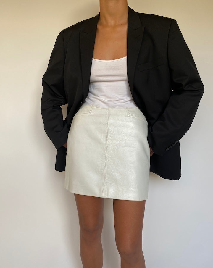 VINTAGE SINGLE BREASTED BLACK BLAZER 2104