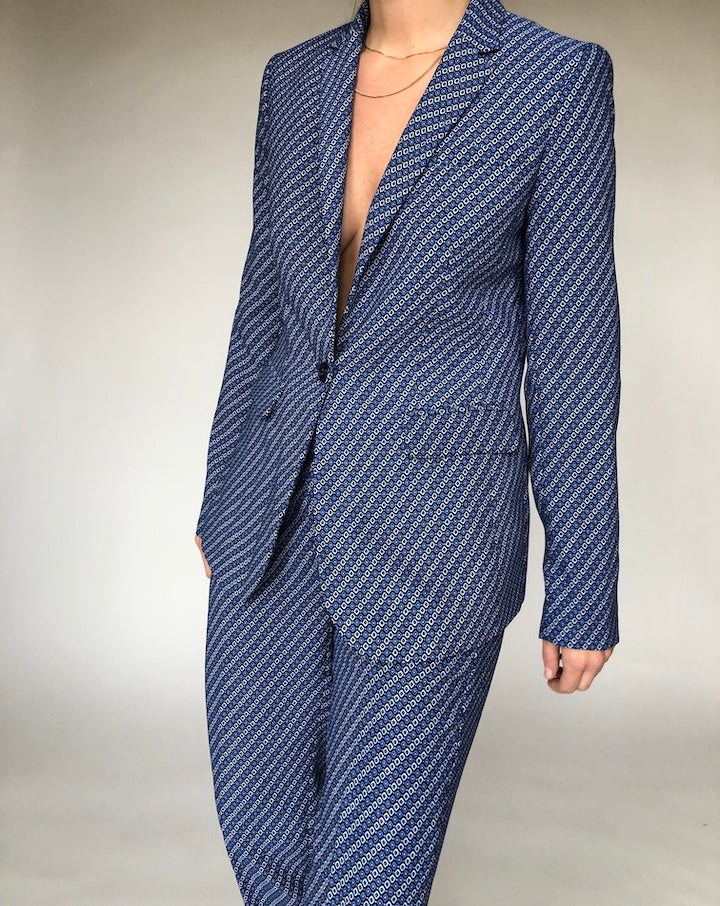 BLUE PATTERNED SUIT 179 2