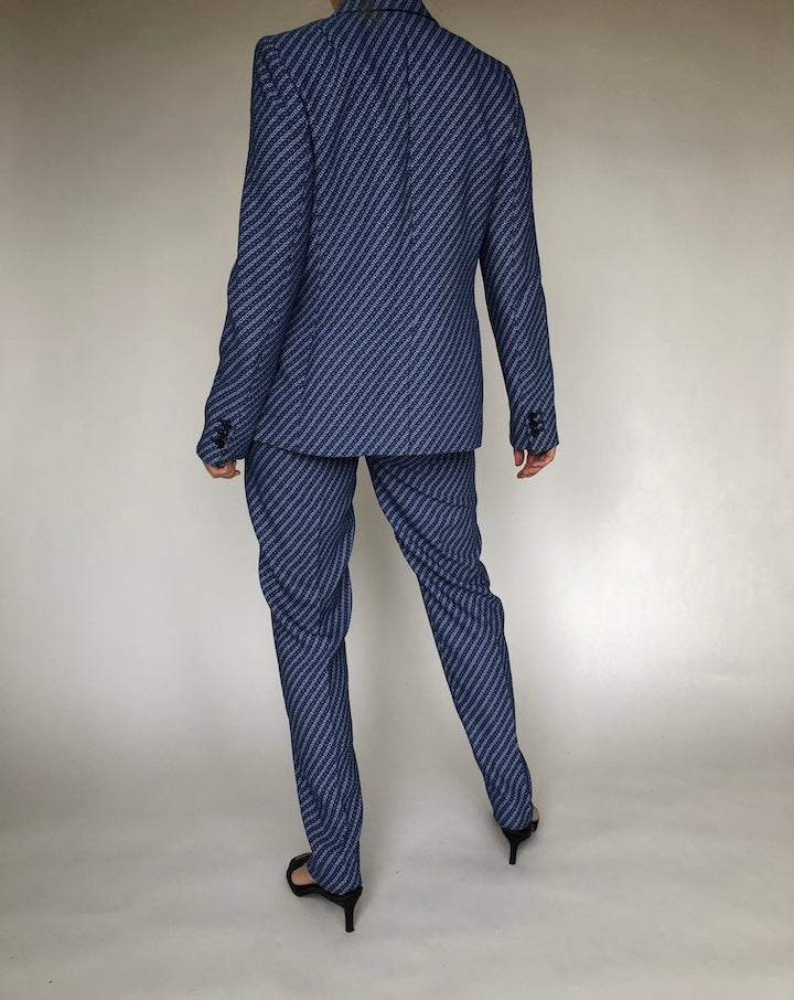 BLUE PATTERNED SUIT 179 3
