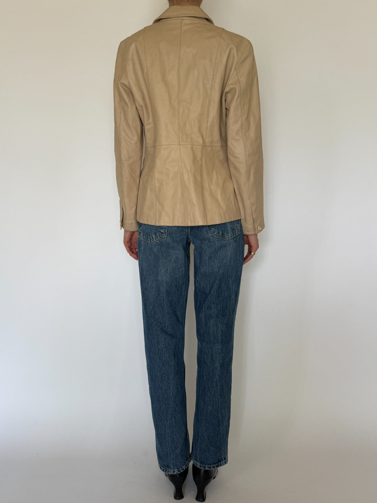 Vintage GUESS cream fitted leather blazer
