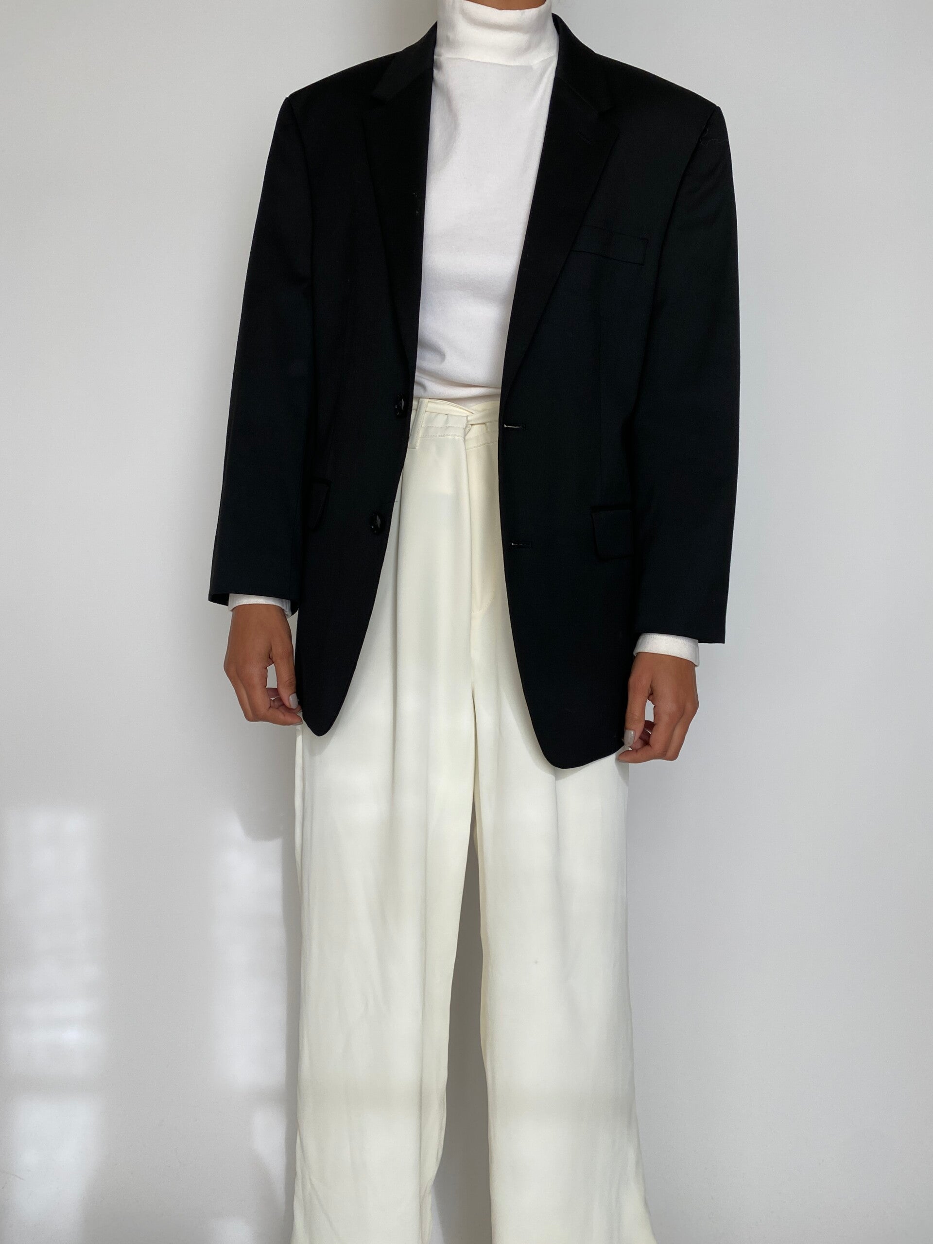 VINTAGE BLACK BLAZER 2224