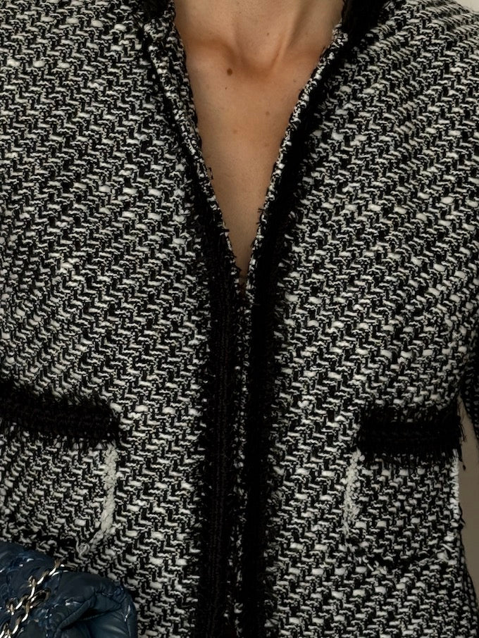 Vintage Tweed Cropped Jacket with Fringed Trim 6607