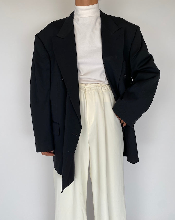VINTAGE OVERSIZED BLACK DOUBLE BREASTED BLAZER 2240