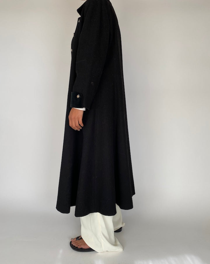VINTAGE BEAUTIFUL BLACK LONG WOOL COAT 2242