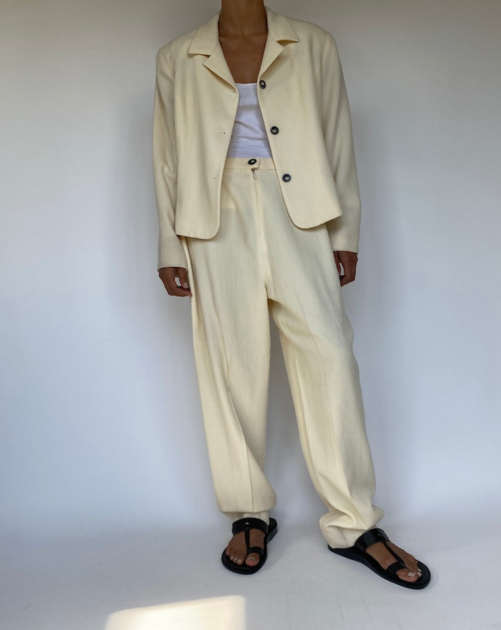 VINTAGE GIANNI CREAM TEXTURED WOOL SUIT 2376