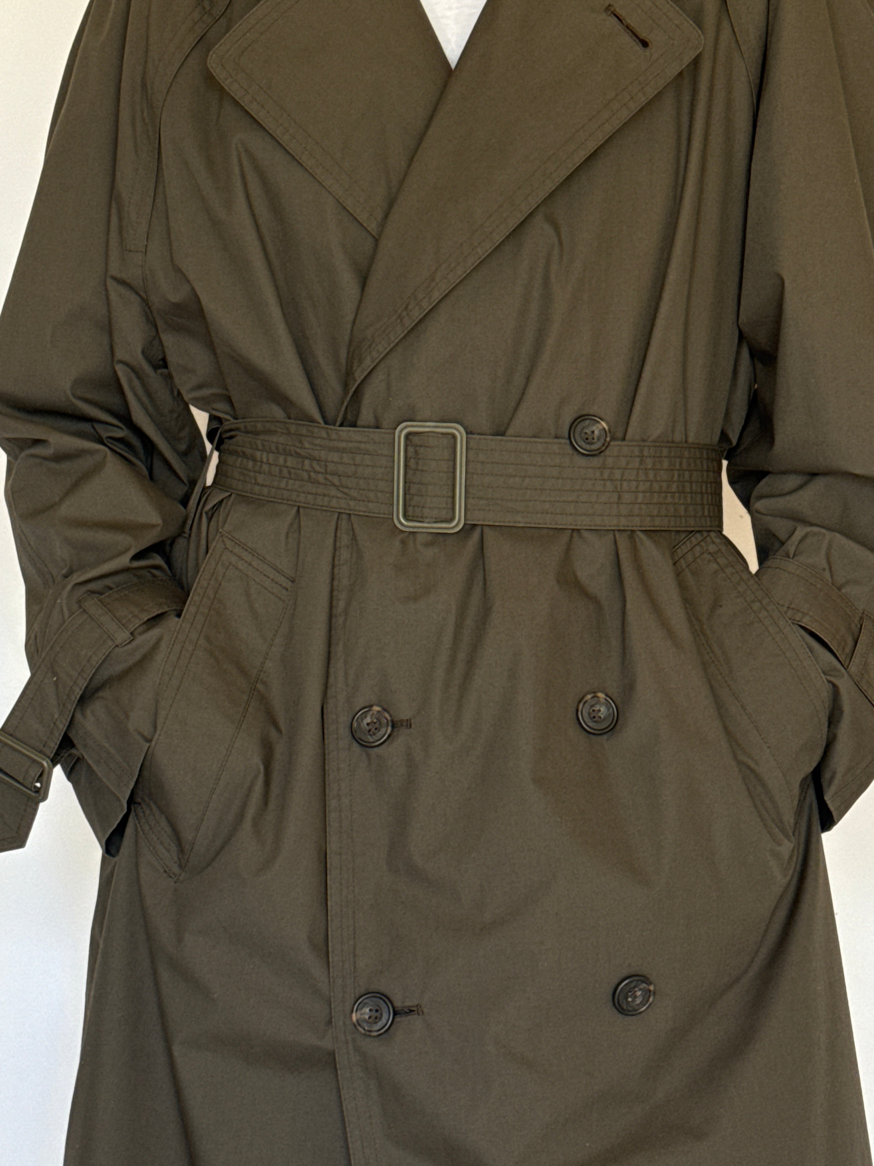 Vintage olive trench coat button detail front closure