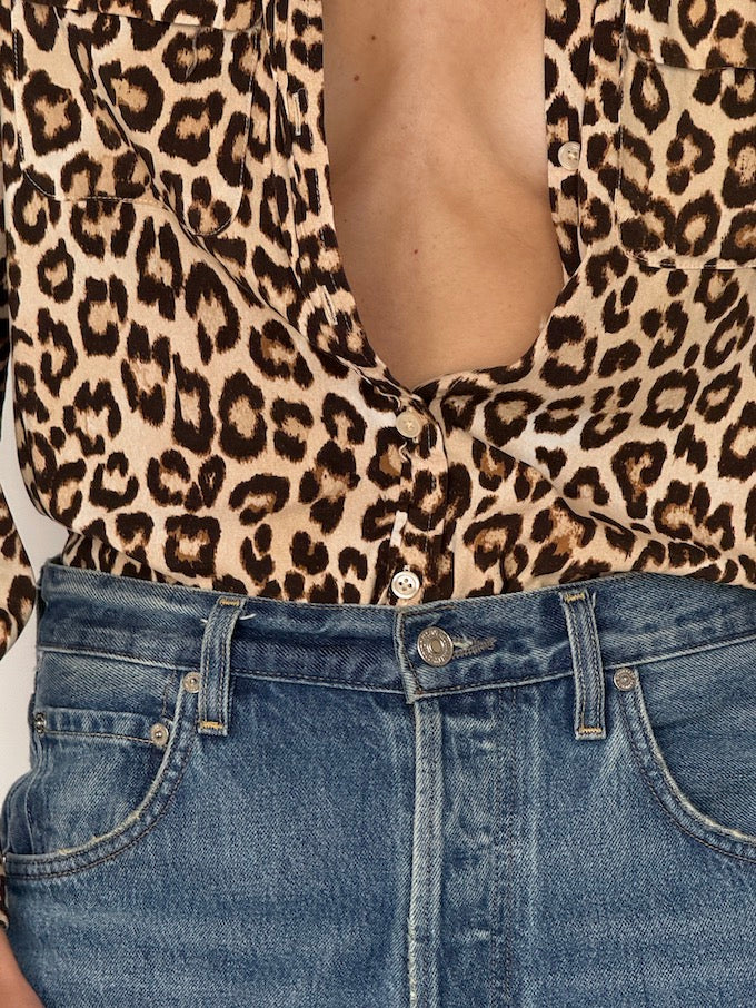 Vintage Leopard Print Button-Up Shirt 6612