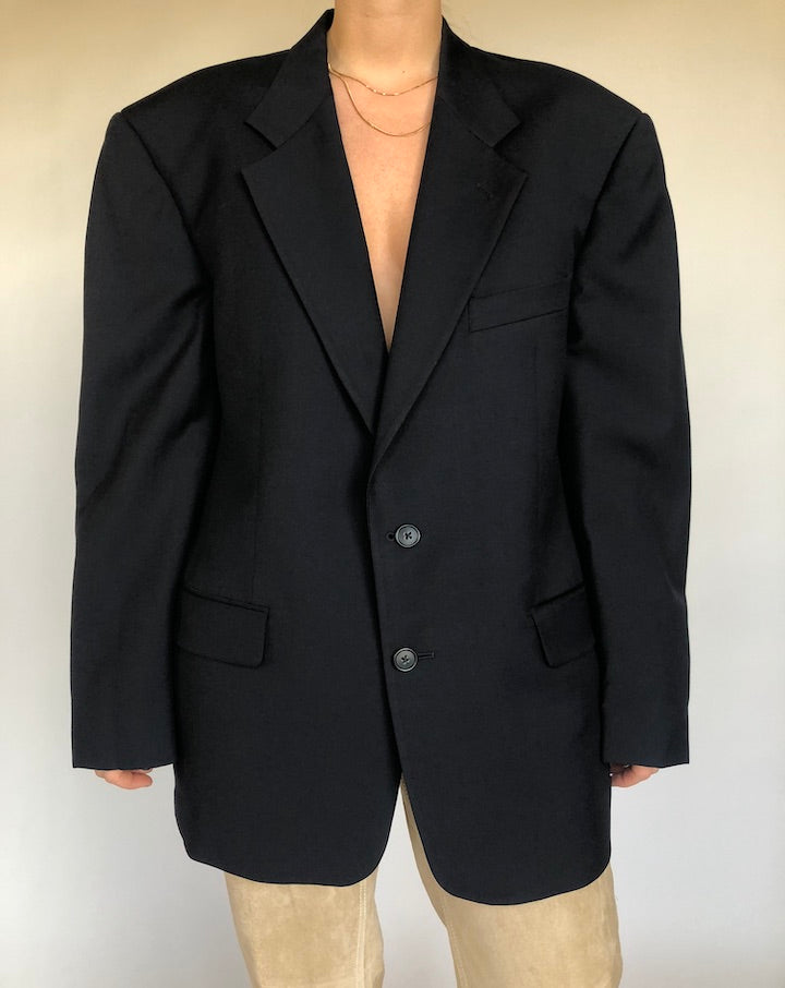 VINTAGE OVERSIZED BLACK BLAZER 305