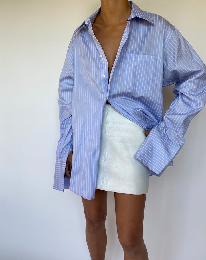 VINTAGE LIGHT BLUE STRIPED LONG SLEEVE BUTTON DOWN SHIRT 2809