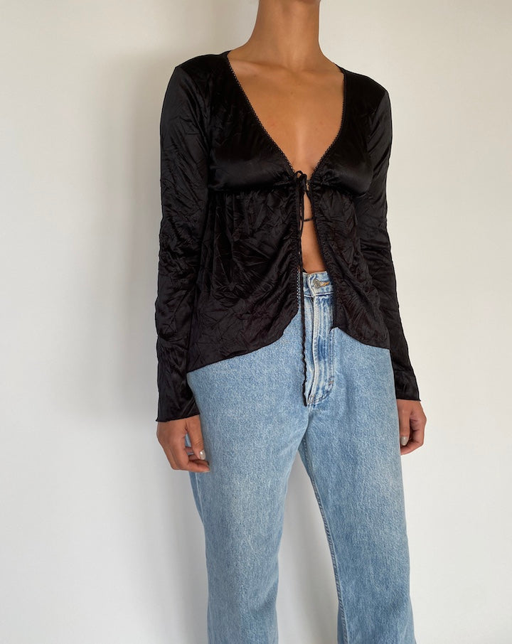 VINTAGE BLACK GUESS TOP 2268