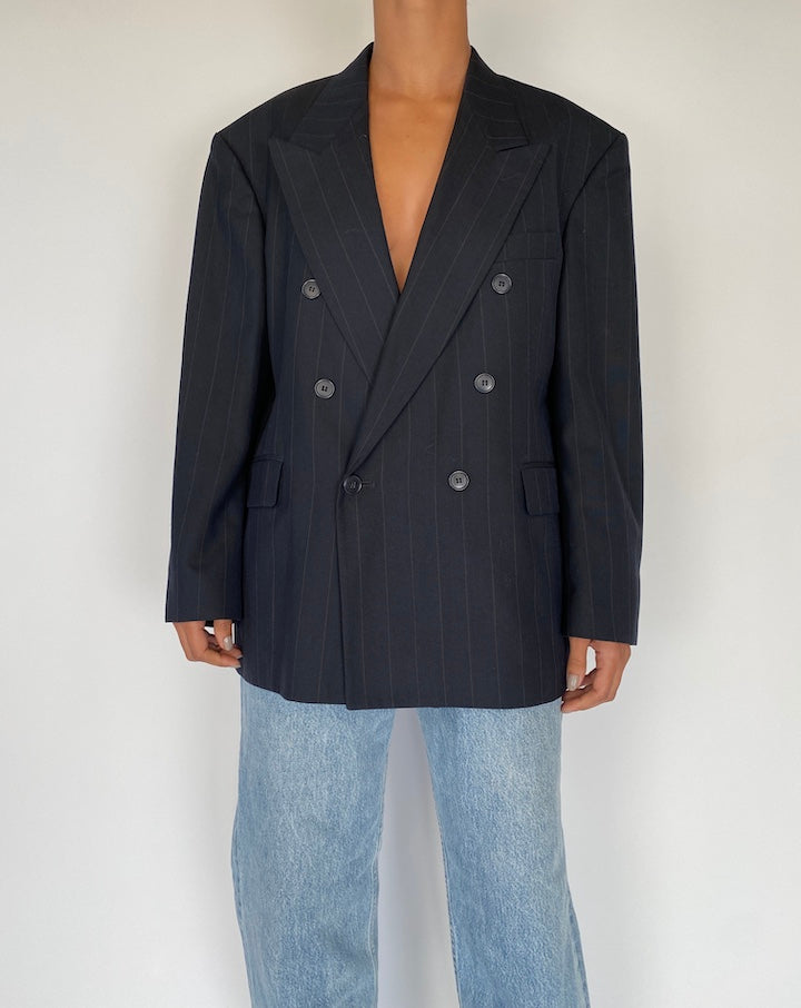 VINTAGE NAVY PINSTRIPED DOUBLE BREASTED BLAZER 2273