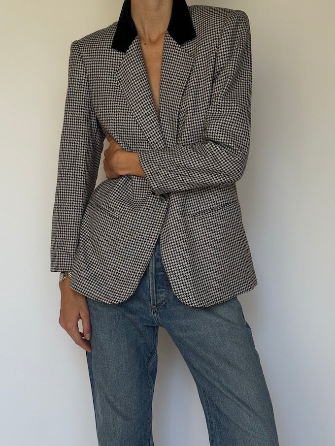 Vintage Houndstooth Blazer with Velvet Collar 6617