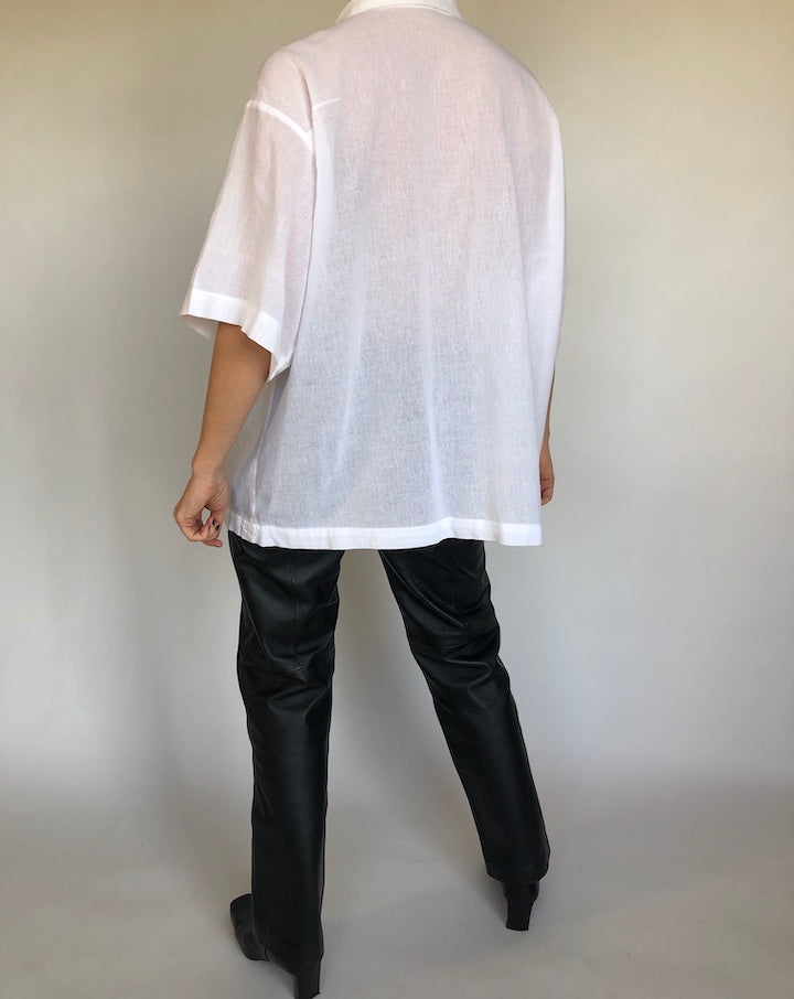 Vintage white short sleeve shirt 317