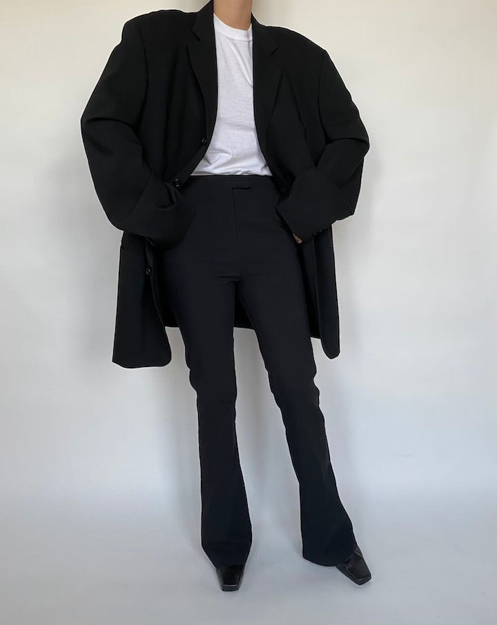 VINTAGE OVERSIZED BLACK BLAZER 451