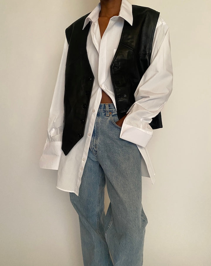 VINTAGE OVERSIZED BLACK LEATHER VEST 4303