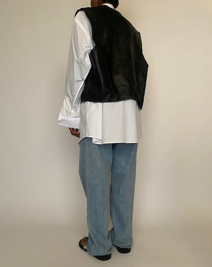 VINTAGE OVERSIZED BLACK LEATHER VEST 4303