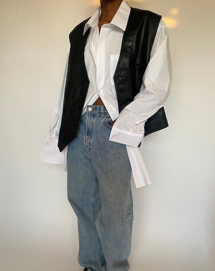 VINTAGE OVERSIZED BLACK LEATHER VEST 4303