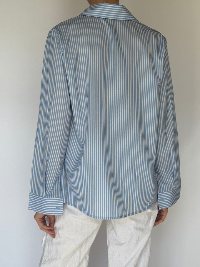 Vintage shirt in striped blue & white 5973