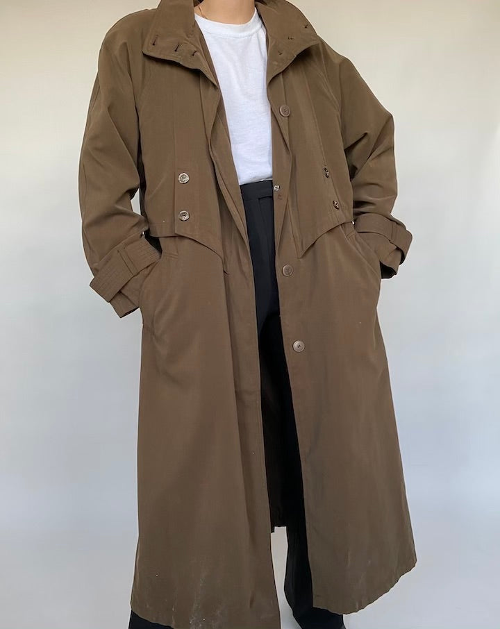 VINTAGE OVERSIZED BROWN COAT 113