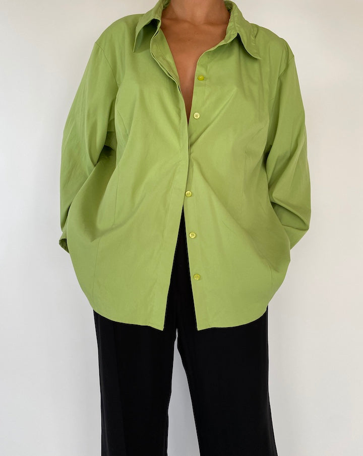 VINTAGE GREEN BUTTON DOWN SHIRT IN GREEN 2318