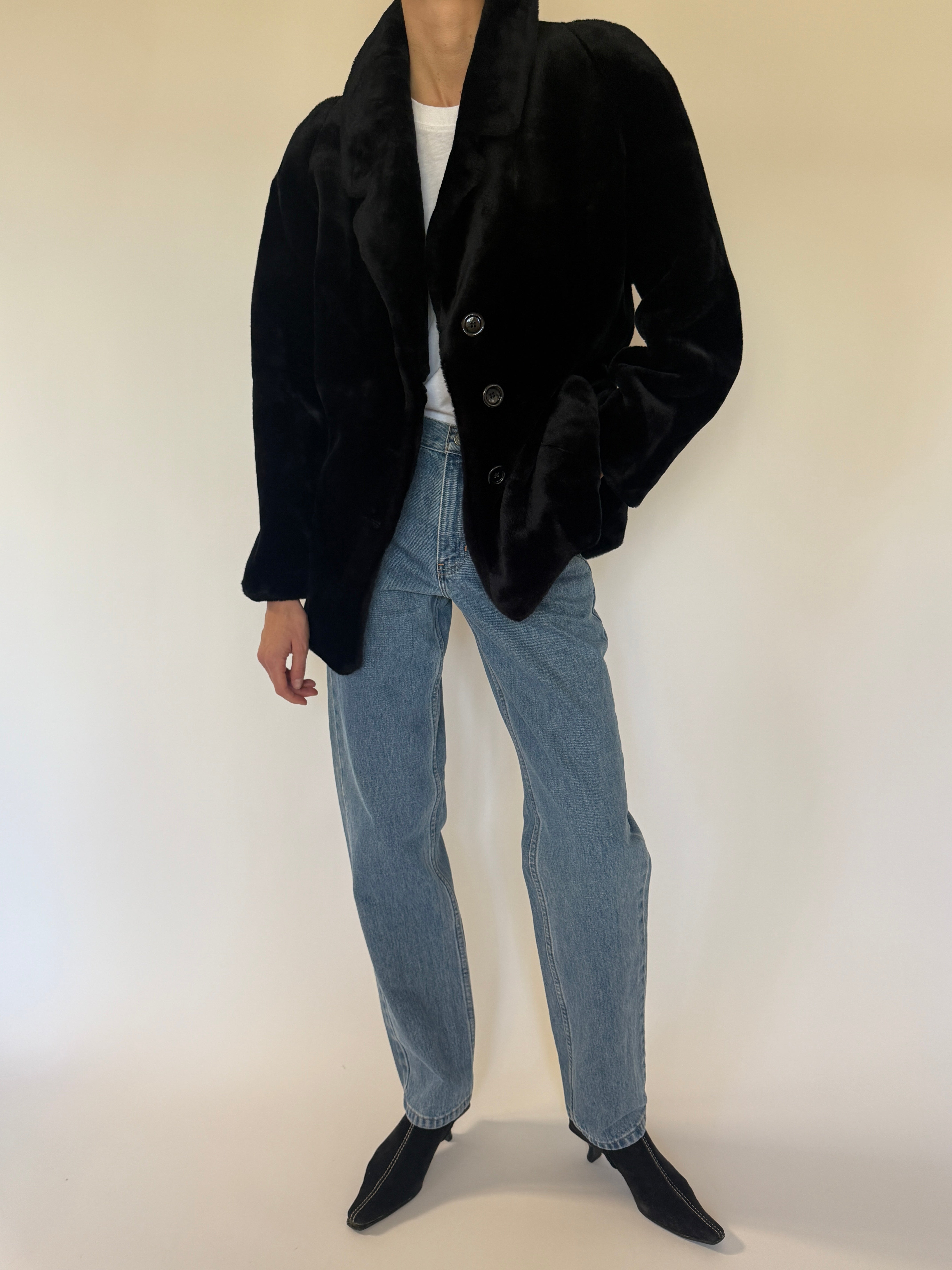 Vintage black faux fur coat shawl collar detail