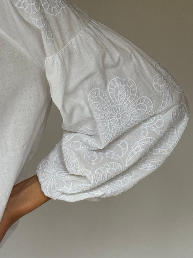 Vintage Bohemian Embroidered Blouse White