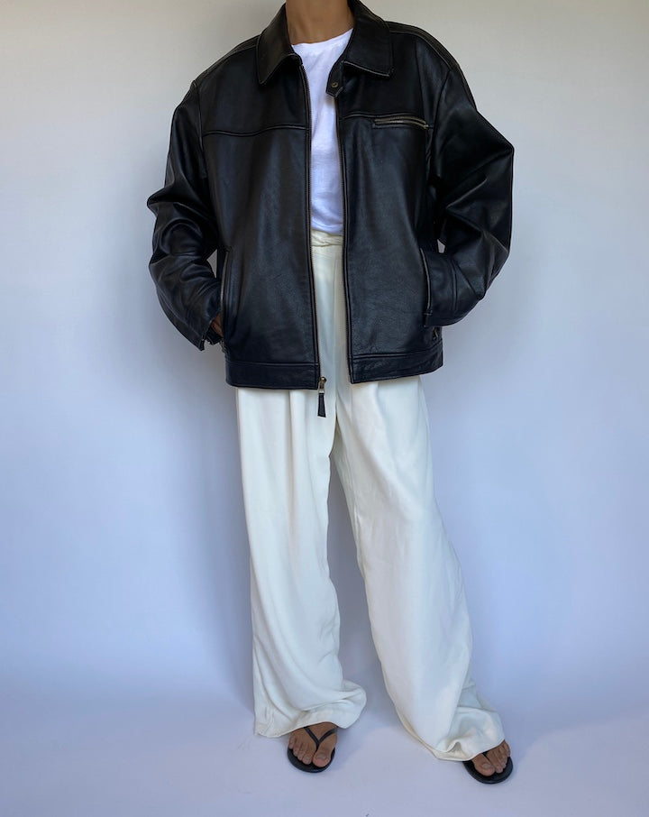 VINTAGE BLACK LEATHER JACKET 947