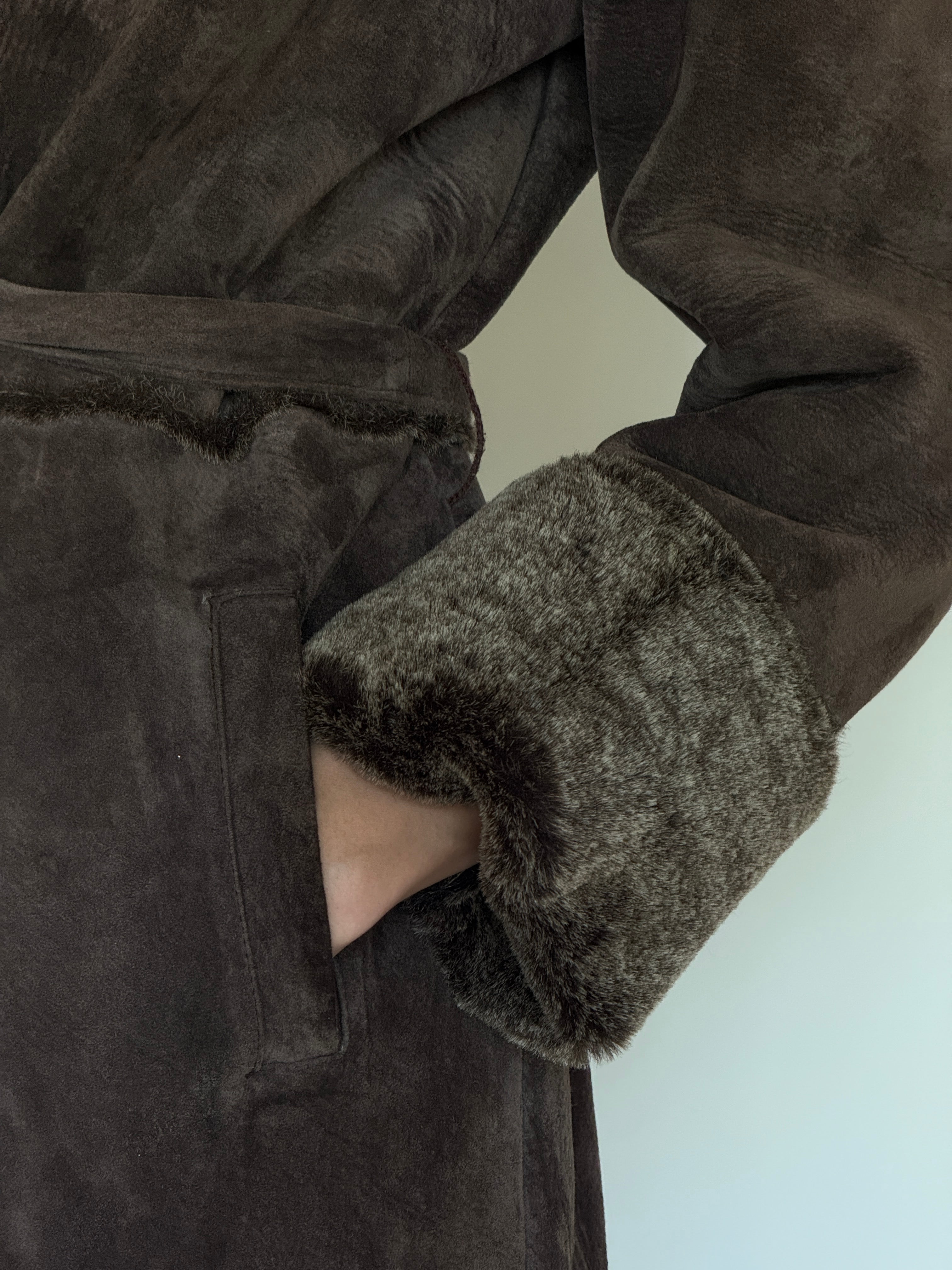 Vintage brown leather coat faux fur cuff detail