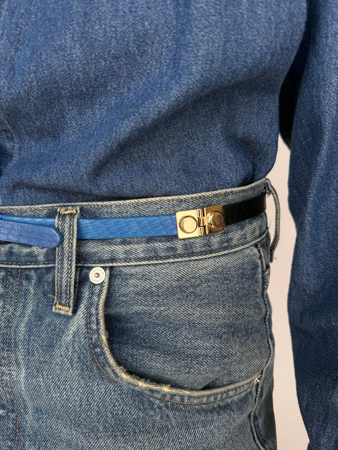 Vintage blue & black belt 4772