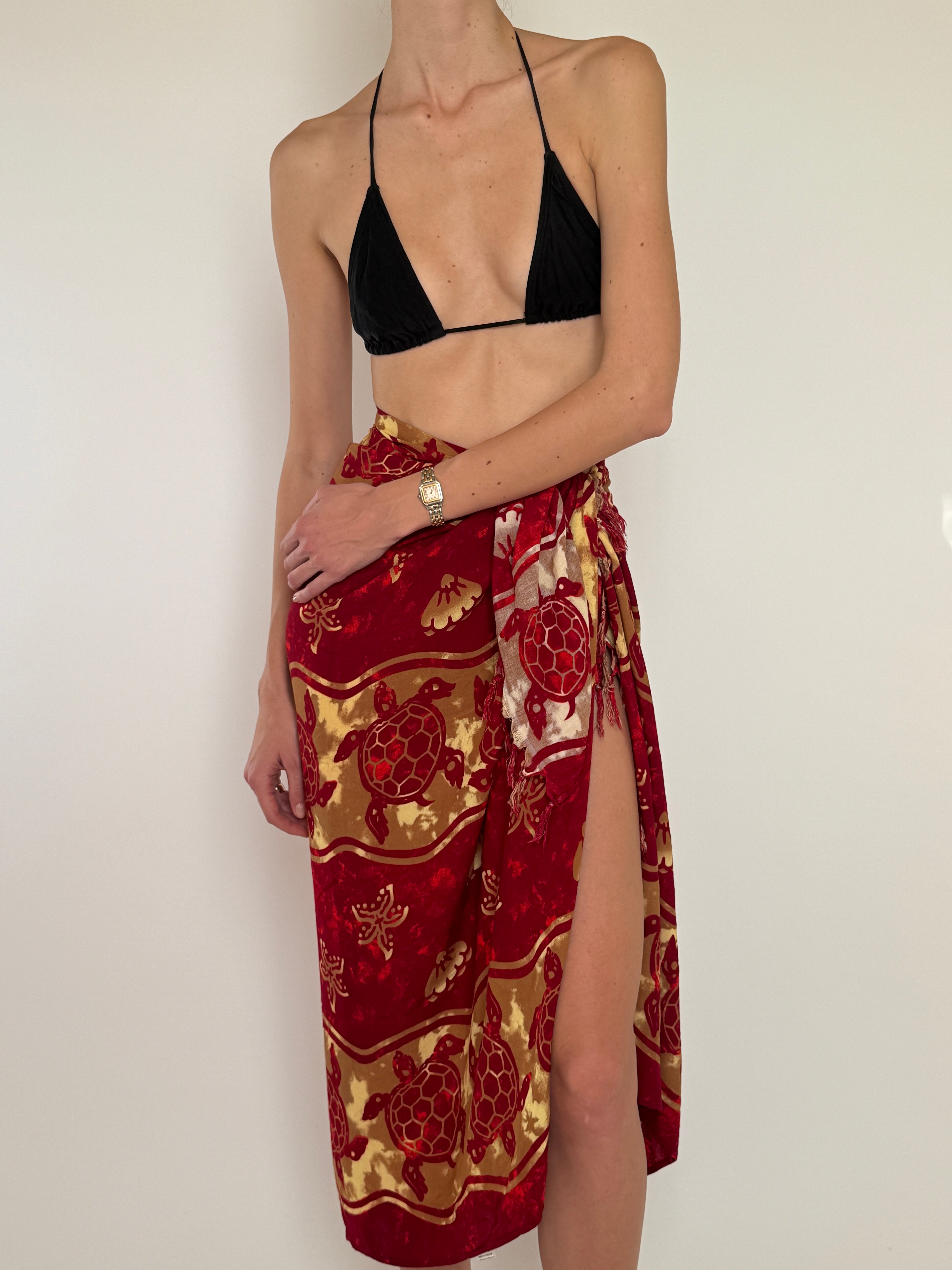 Vintage red turtle print wrap sarong fringe edge detail