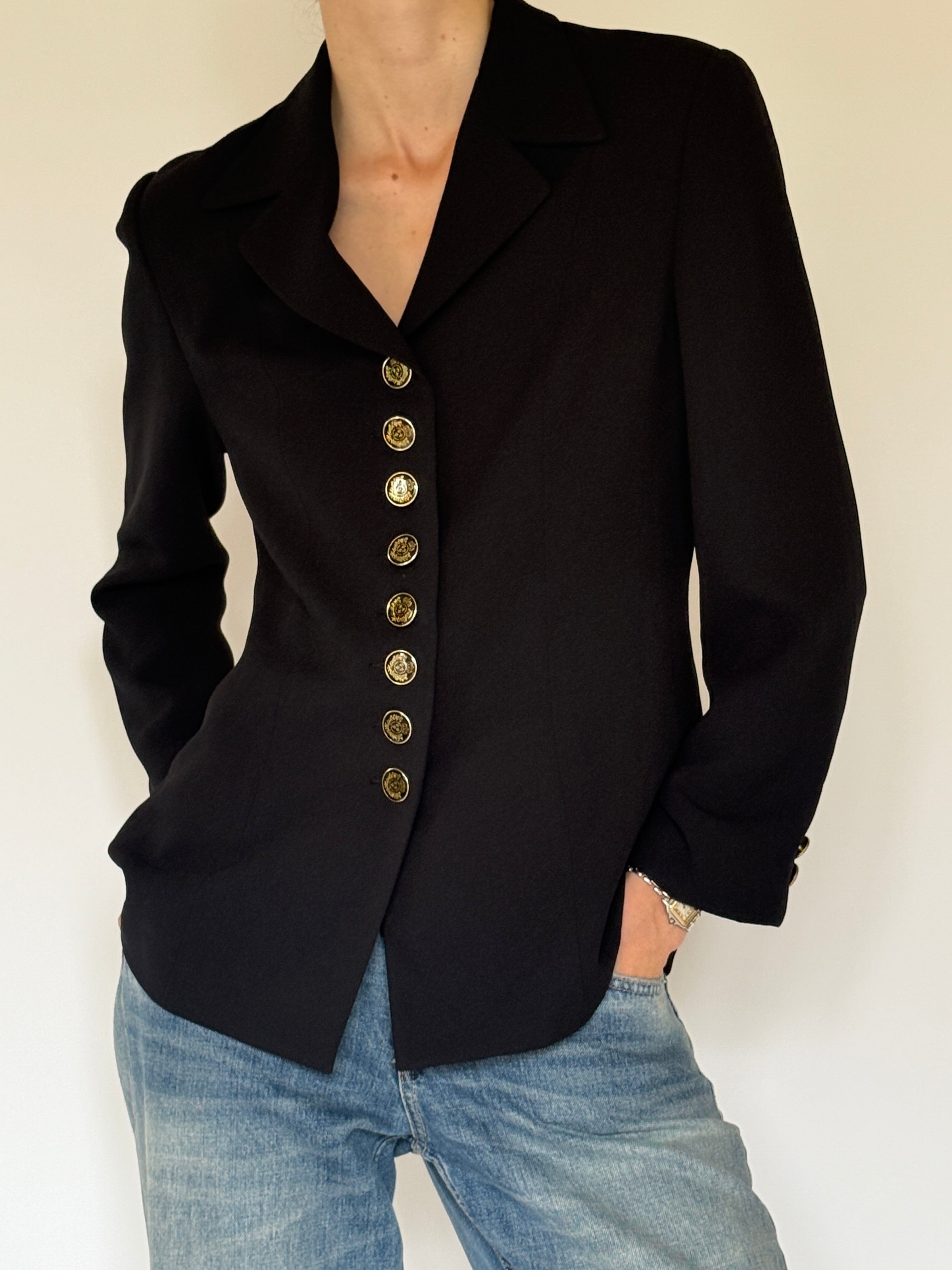 Vintage lapel collar detail