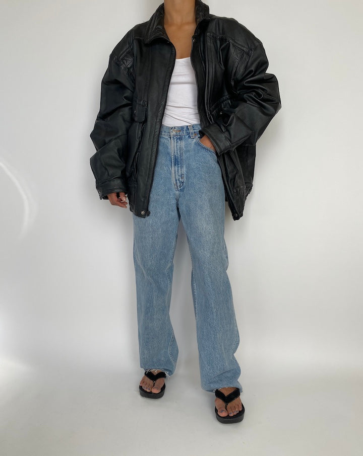 VINTAGE OVERSIZED BLACK LEATHER JACKET 2842