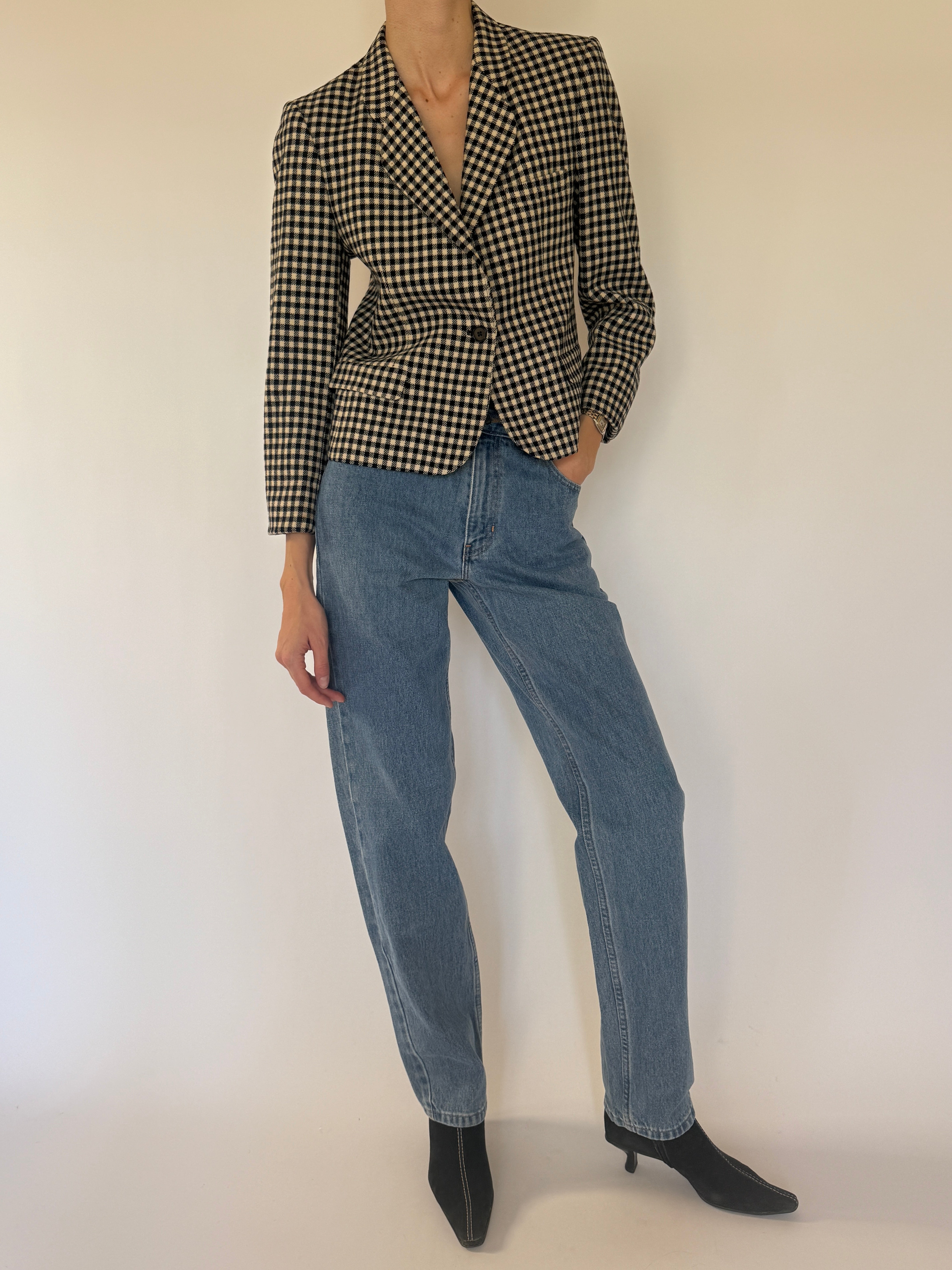 Vintage checkered blazer black ivory front view