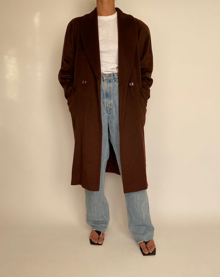 VINTAGE BROWN COAT 2354
