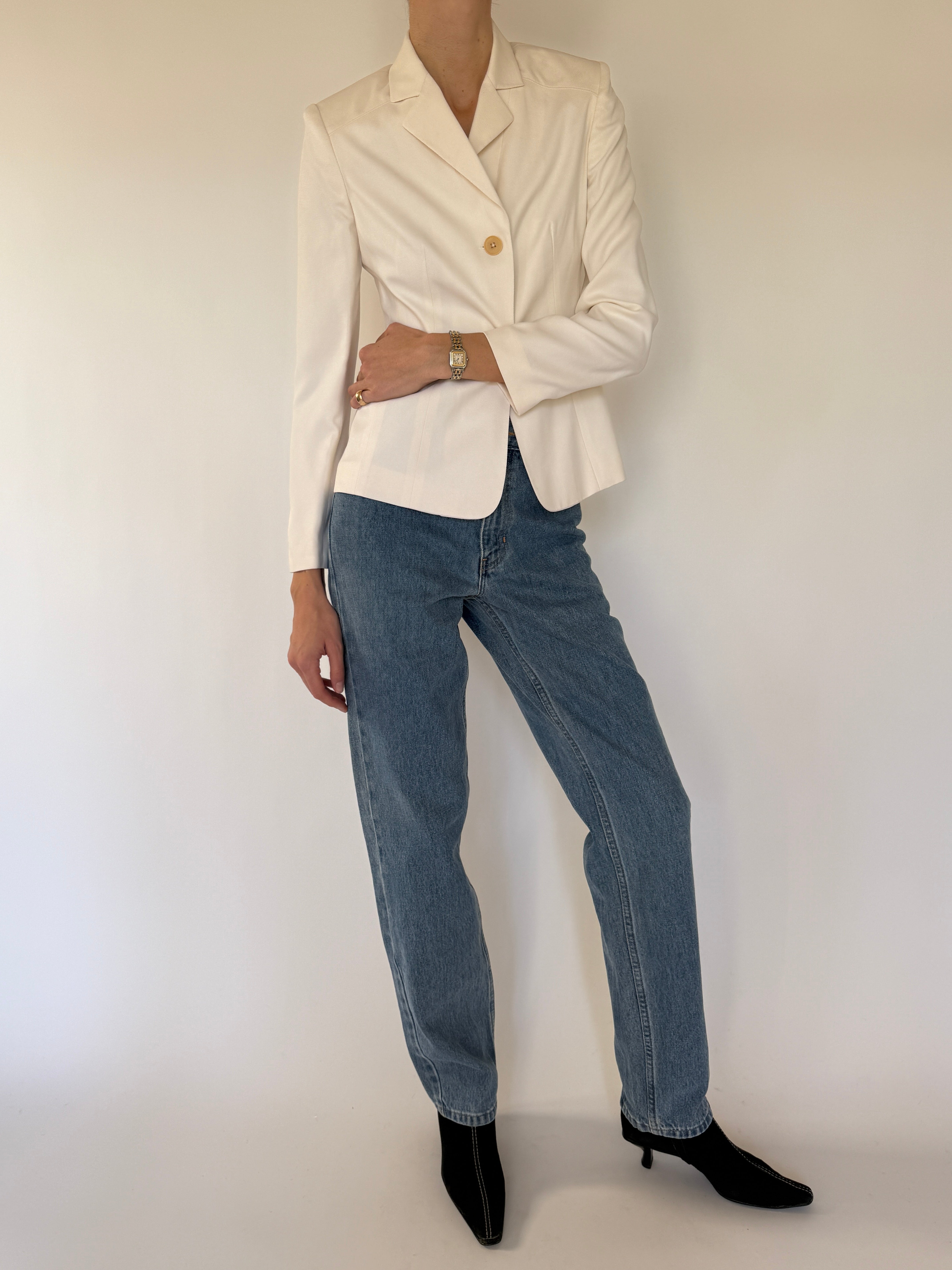 Vintage ivory tailored blazer waist shaping detail